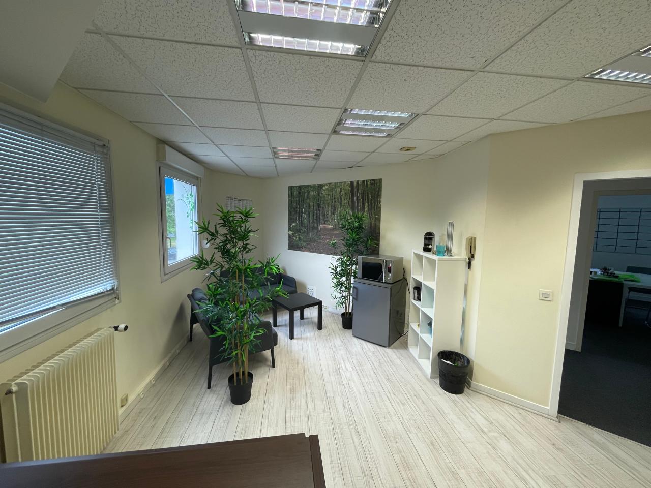 Bureau Chambray-lès-Tours 80m² Location bureau Chambray-lès-Tours Indre-et-Loire OLBUR2532205 8